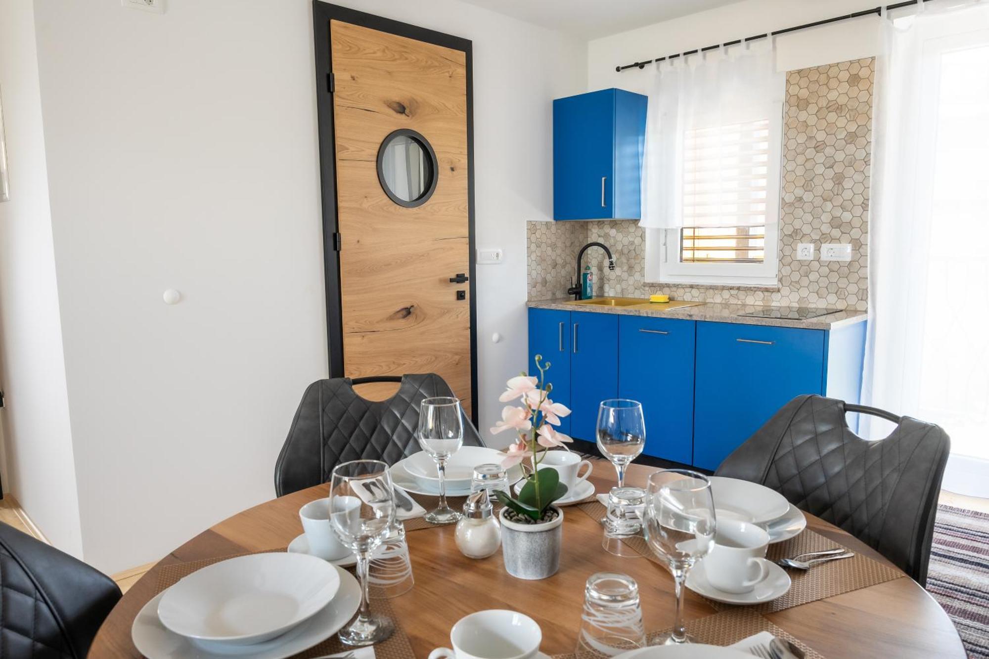 Island Apartments Izola Εξωτερικό φωτογραφία